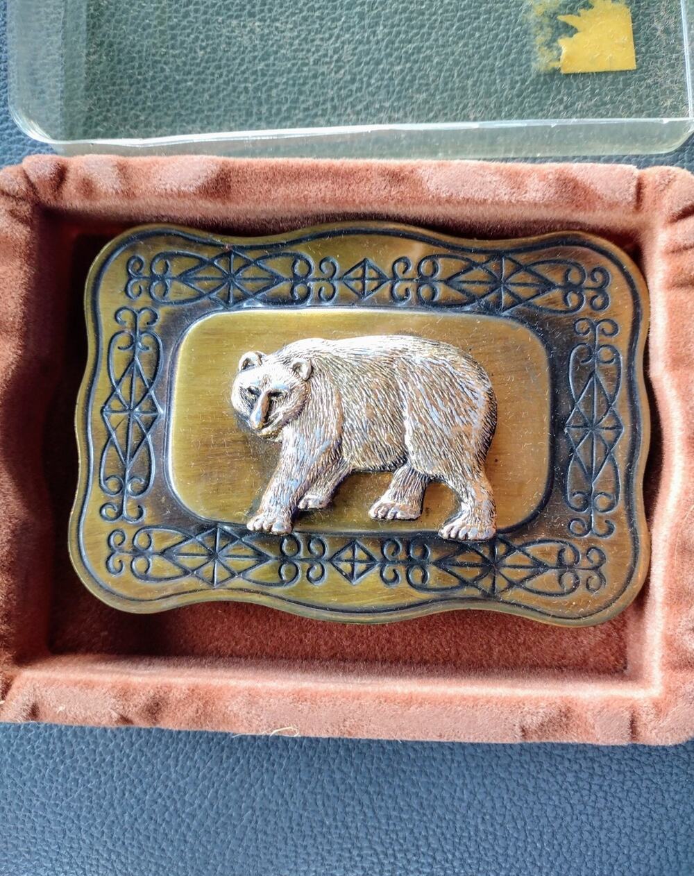 VTG 1970s Award Design Medals Grizzly Bear Belt Buckle - Made in Japan NOS